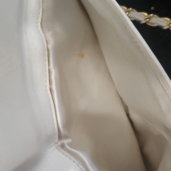 Chanel Bag with COA - Picture 14 of 16